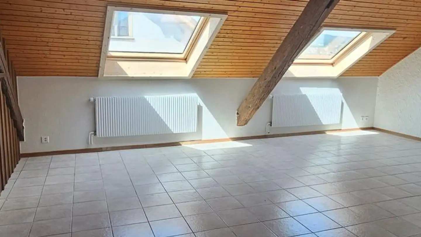 Attico in affitto - Rue Du Château 8, 2013 Colombier NE - Photo 4