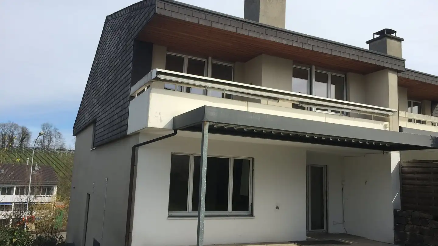 Doppelhaushälfte mieten - Heusser-Staub-Strasse 10, 8610 Uster