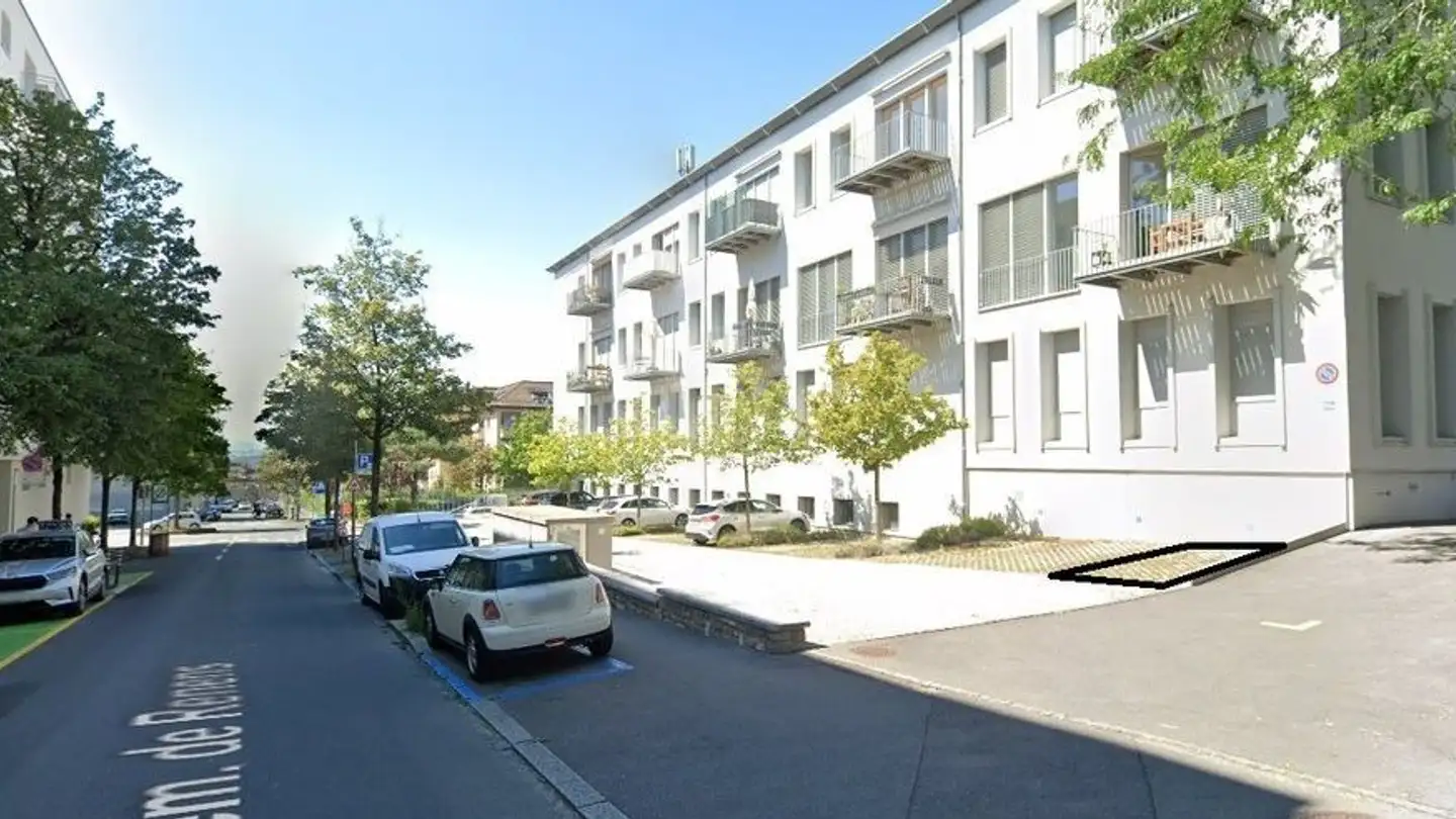 Outdoor parking space for rent - Chemin De Renens 30a, 1004 Lausanne - Photo 4
