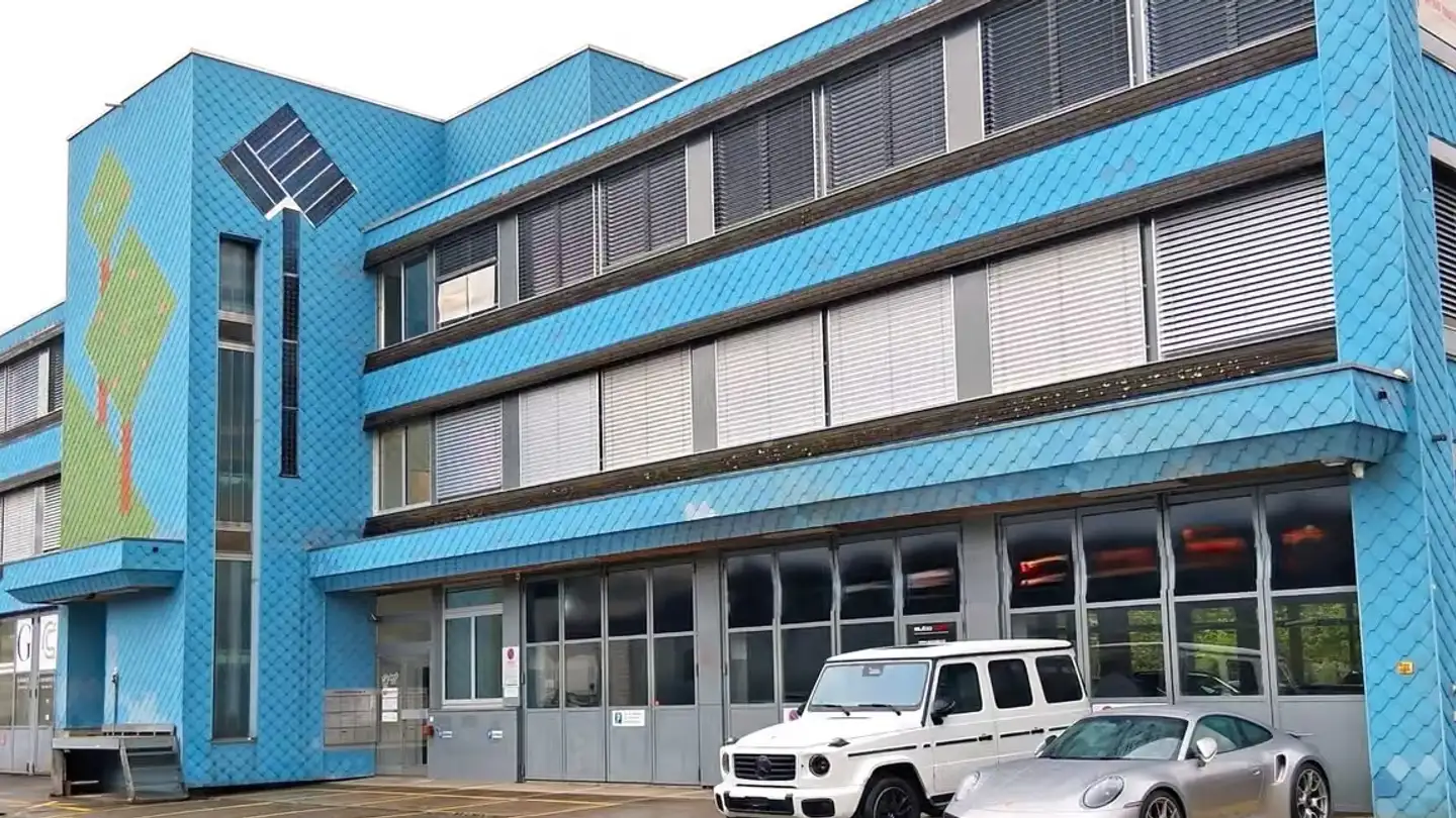 Commercial à louer - Unterrietstrasse 6, 8152 Glattbrugg