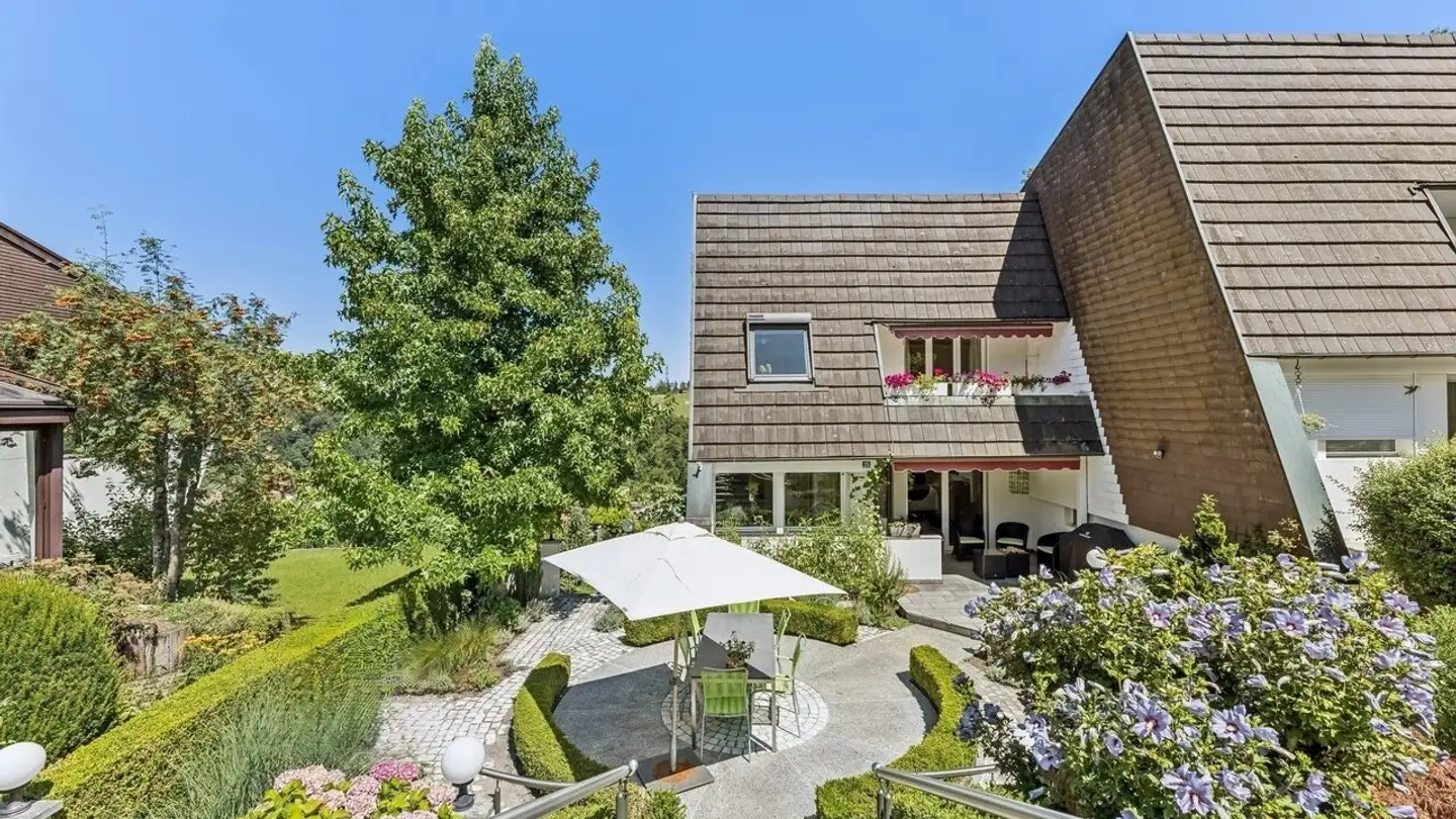 Cave house for sale - Glärnischstrasse, 8135 Langnau am Albis
