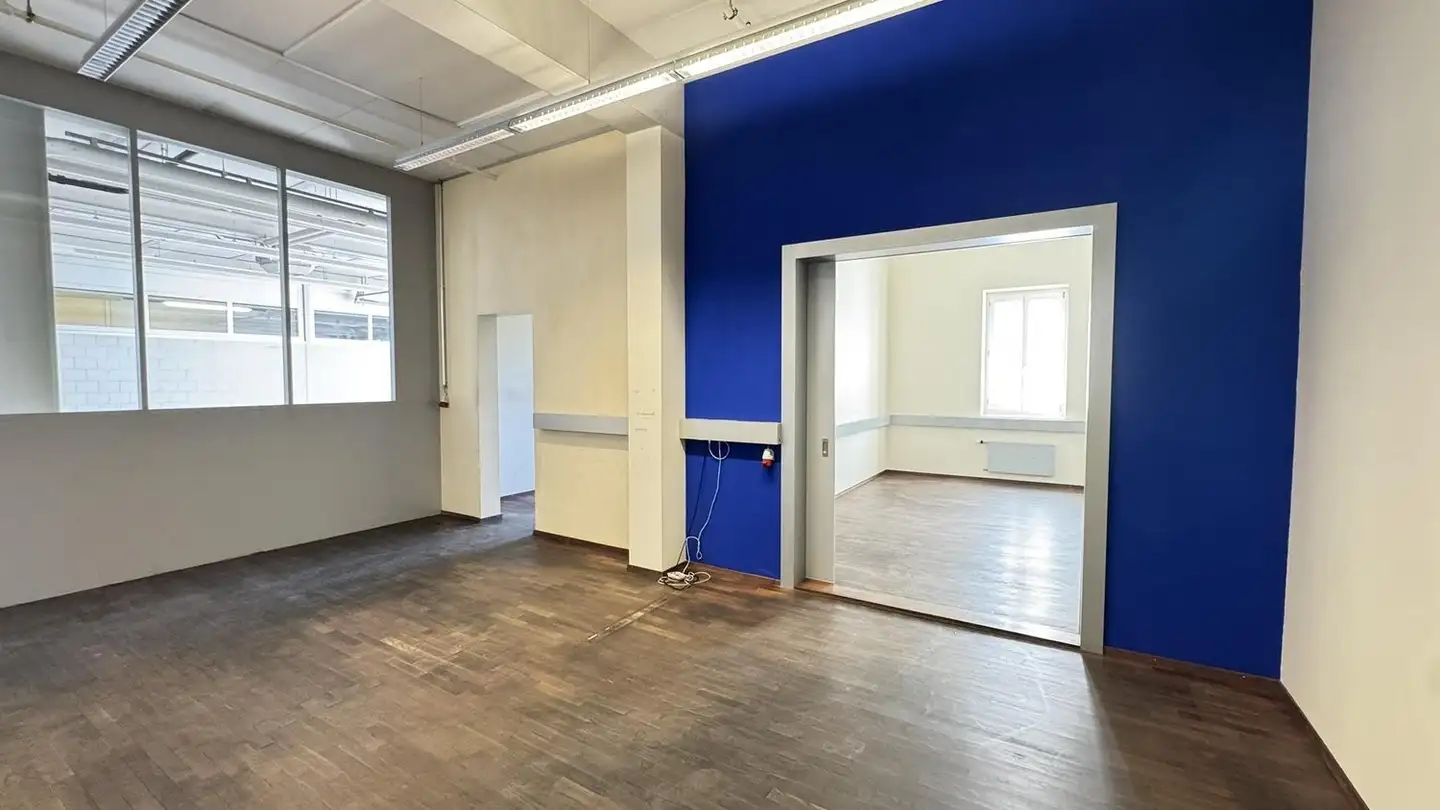 Commercial à louer - Bahnhofstrasse 37, 3427 Utzenstorf