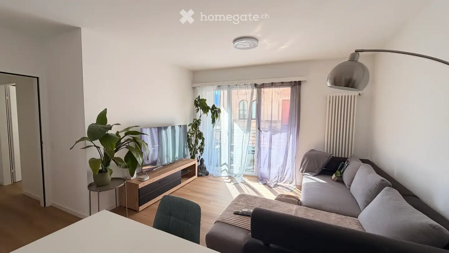 Apartment for rent - Viale Verbano 3a, 6600 Muralto