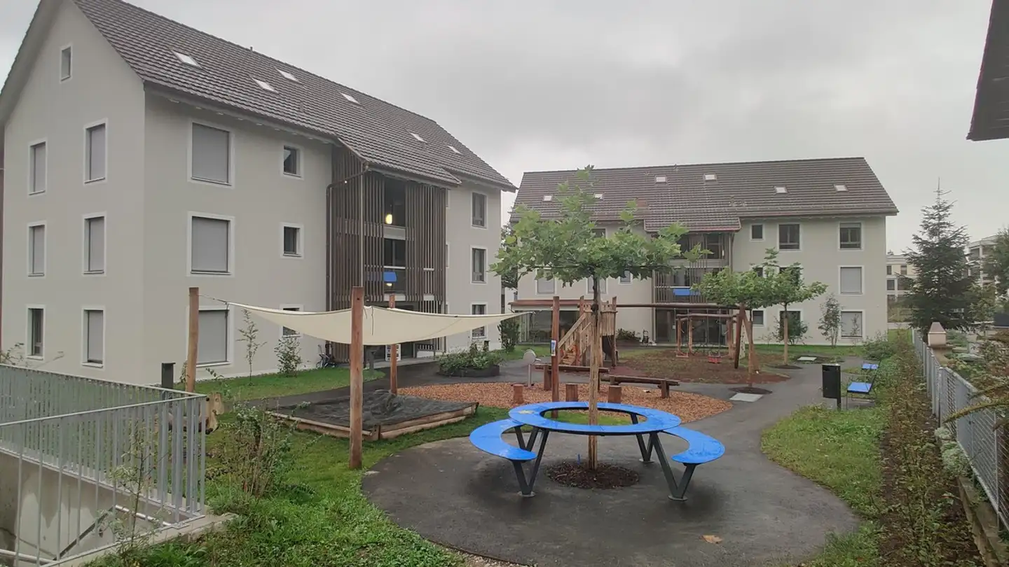 Wohnung mieten - Bahnhofstrasse 80, 8194 Hüntwangen - Foto 4