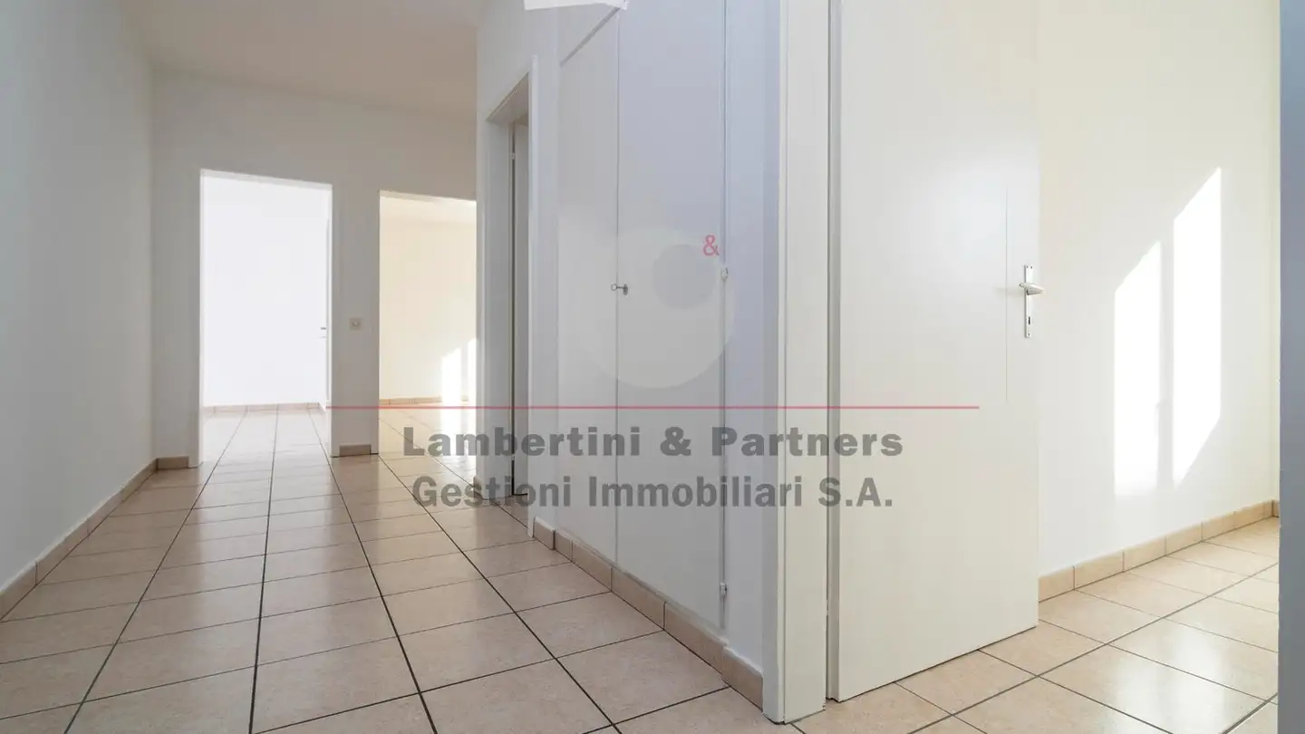 Appartamento in affitto - Via San Nicolao 9, 6598 Tenero - Photo 2