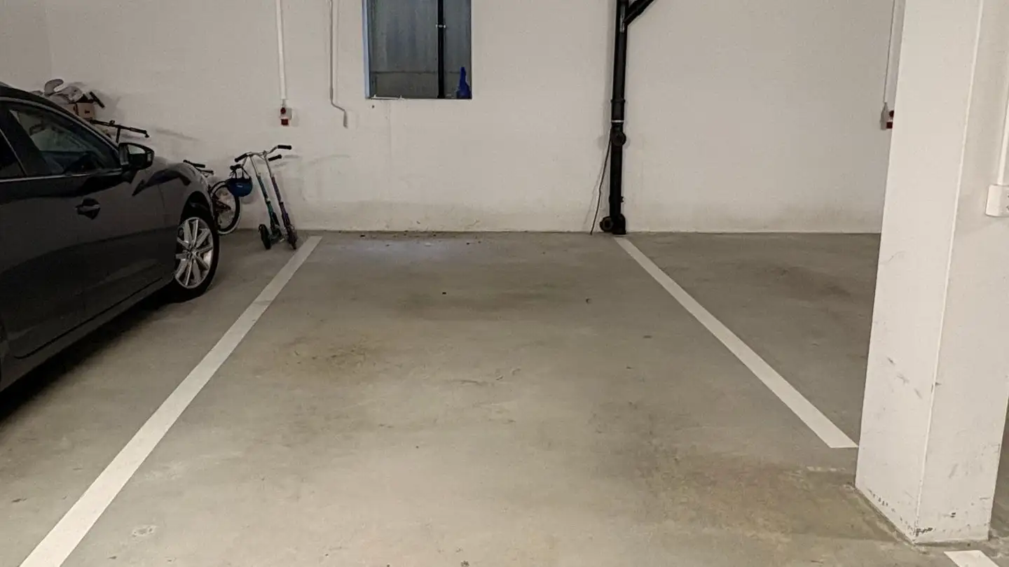 Tiefgaragenstellplatz mieten - 4626 Niederbuchsiten