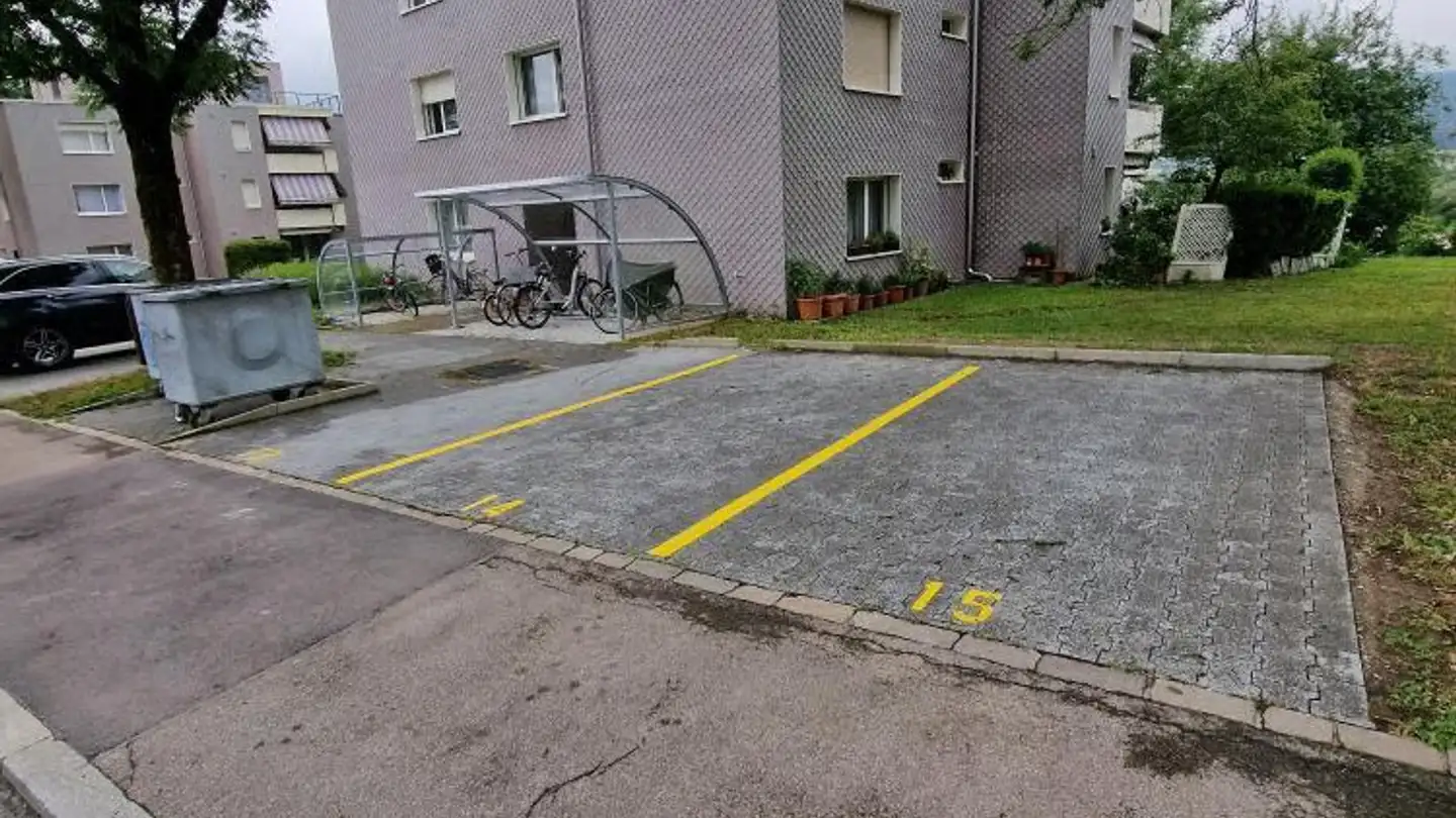 Parcheggio esterno in affitto - Schweizäckerstrasse 10, 8955 Oetwil an der Limmat