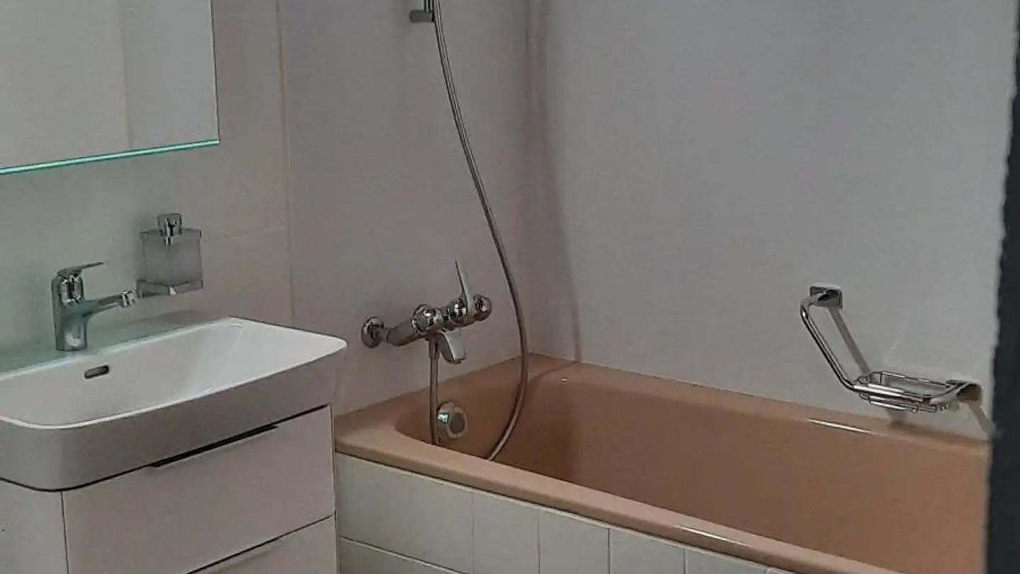 Attic flat for rent - Dorfstrasse 29, 3423 Ersigen - Photo 3