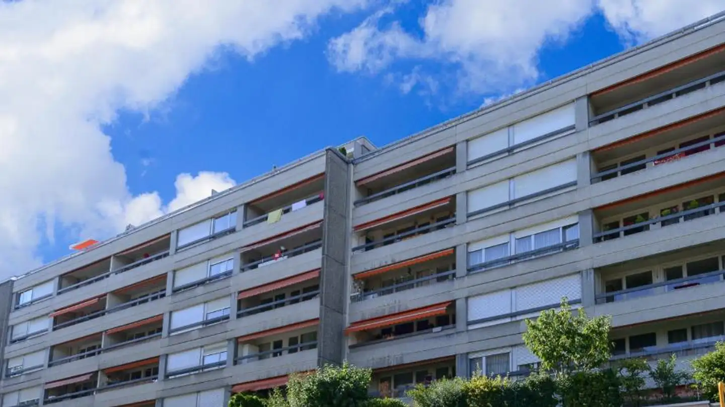 Tiefgaragenstellplatz mieten - Rue Des Sablons 43, 2000 Neuchâtel