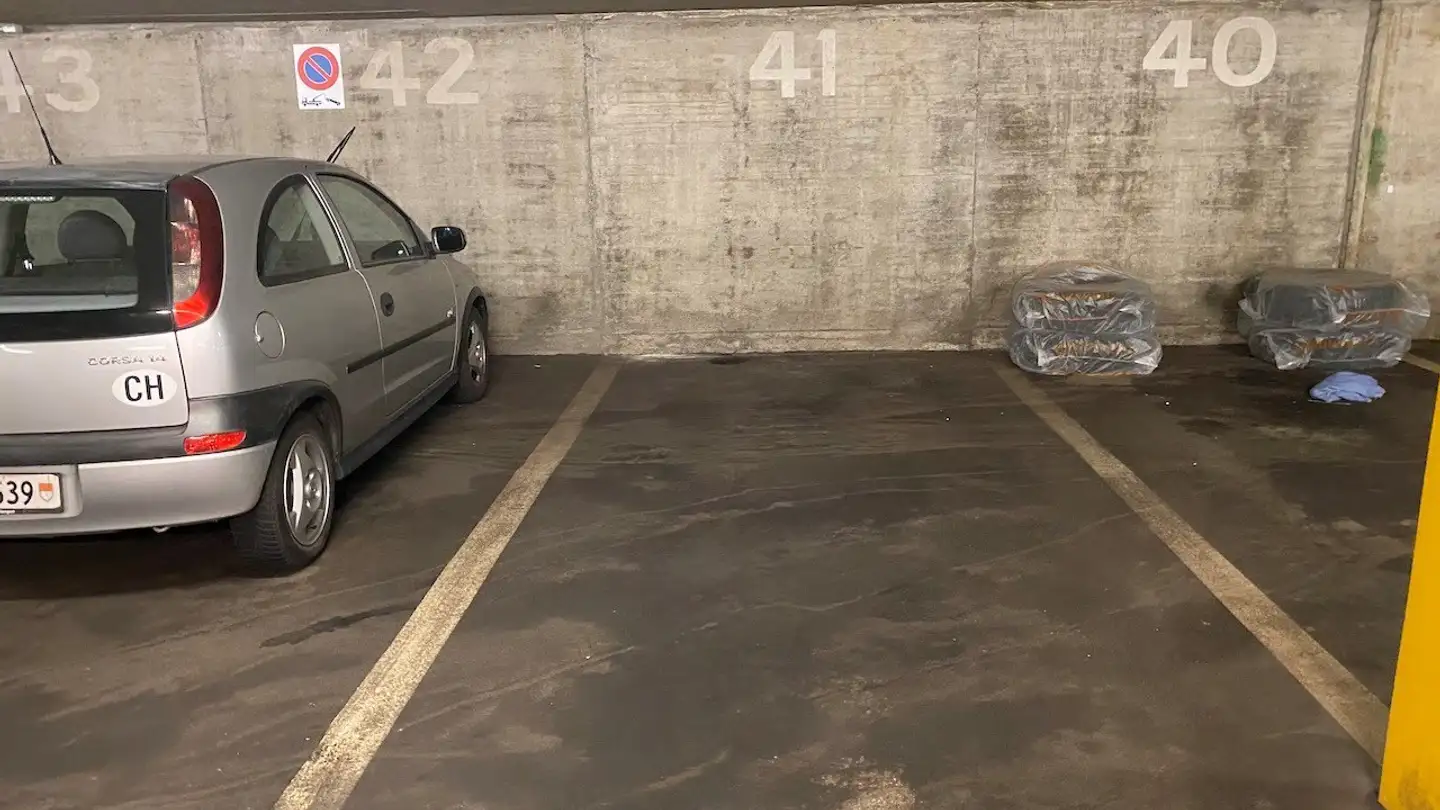 Tiefgaragenstellplatz mieten - Sportplatzstrasse, 4654 Lostorf - Foto 3