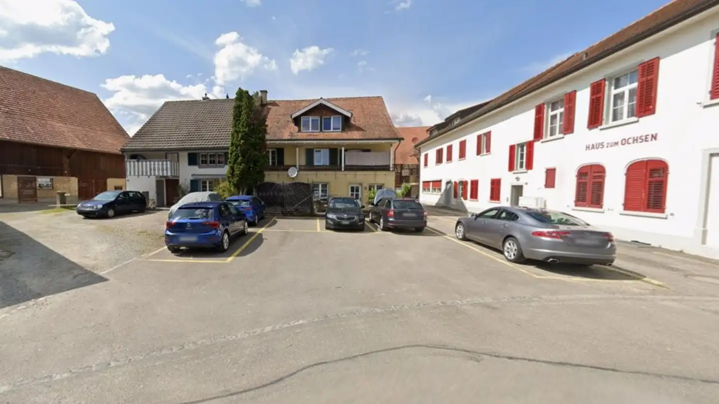 Place de parking extérieure à louer - Hemmental 7, 8254 Basadingen