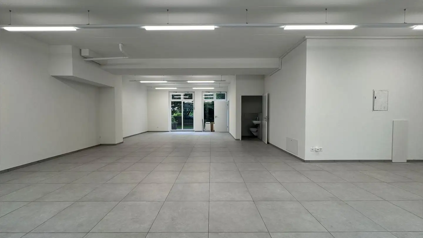 Gewerbe mieten - Chemin Radius / Radiusweg, 2503 Biel/Bienne - Foto 4