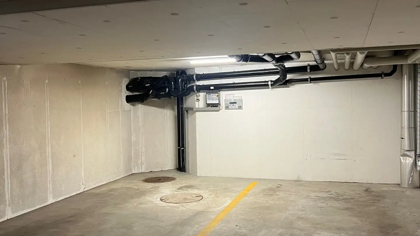 Outdoor parking space for rent - Friedhofstrasse 16, 8702 Zollikon