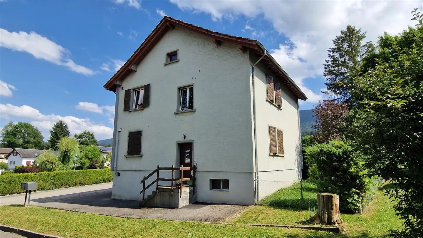 Agricultural business for sale - 2732 Reconvilier