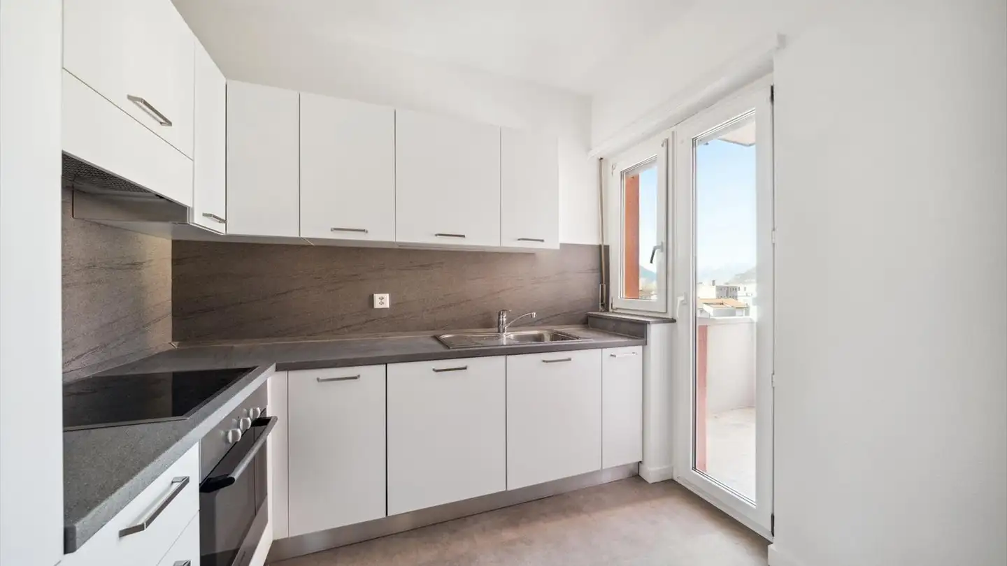 Apartment for rent - Via Franco Zorzi 25, 6500 Bellinzona - Photo 2