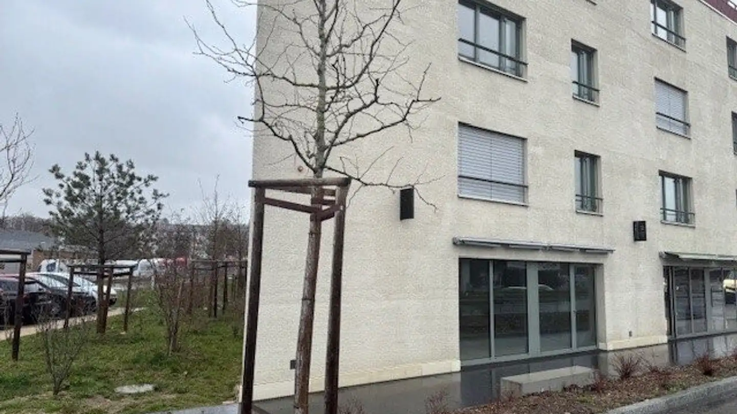 Commercial for rent - Chemin De Mochettaz 12c, 1030 Bussigny - Photo 2