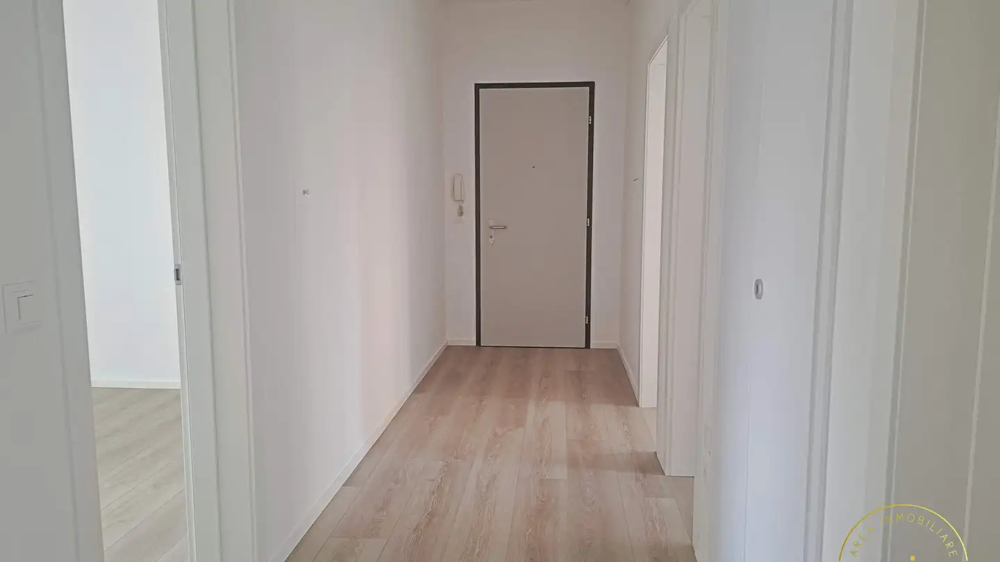 Wohnung mieten - 6830 Chiasso - Foto 2