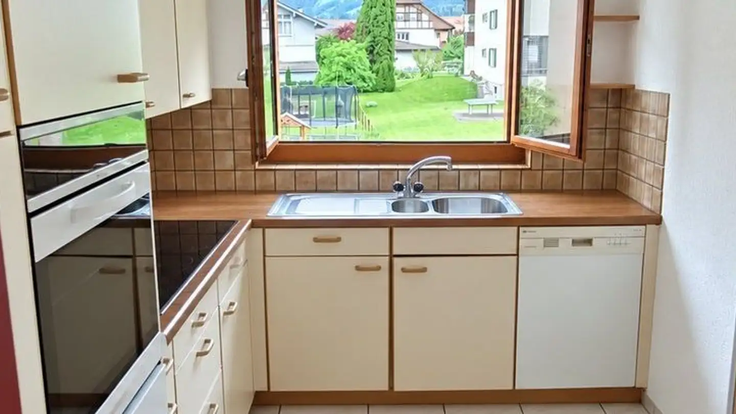 Wohnung mieten - Brunismattweg 1, 3665 Wattenwil - Foto 2