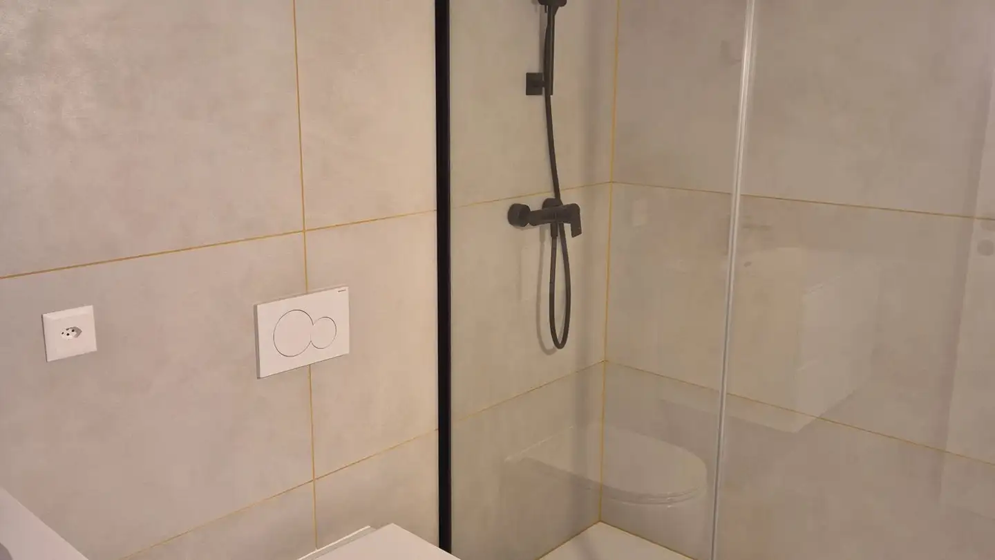 Single house for rent - Vicolo Strecia 1, 6992 Vernate - Photo 2