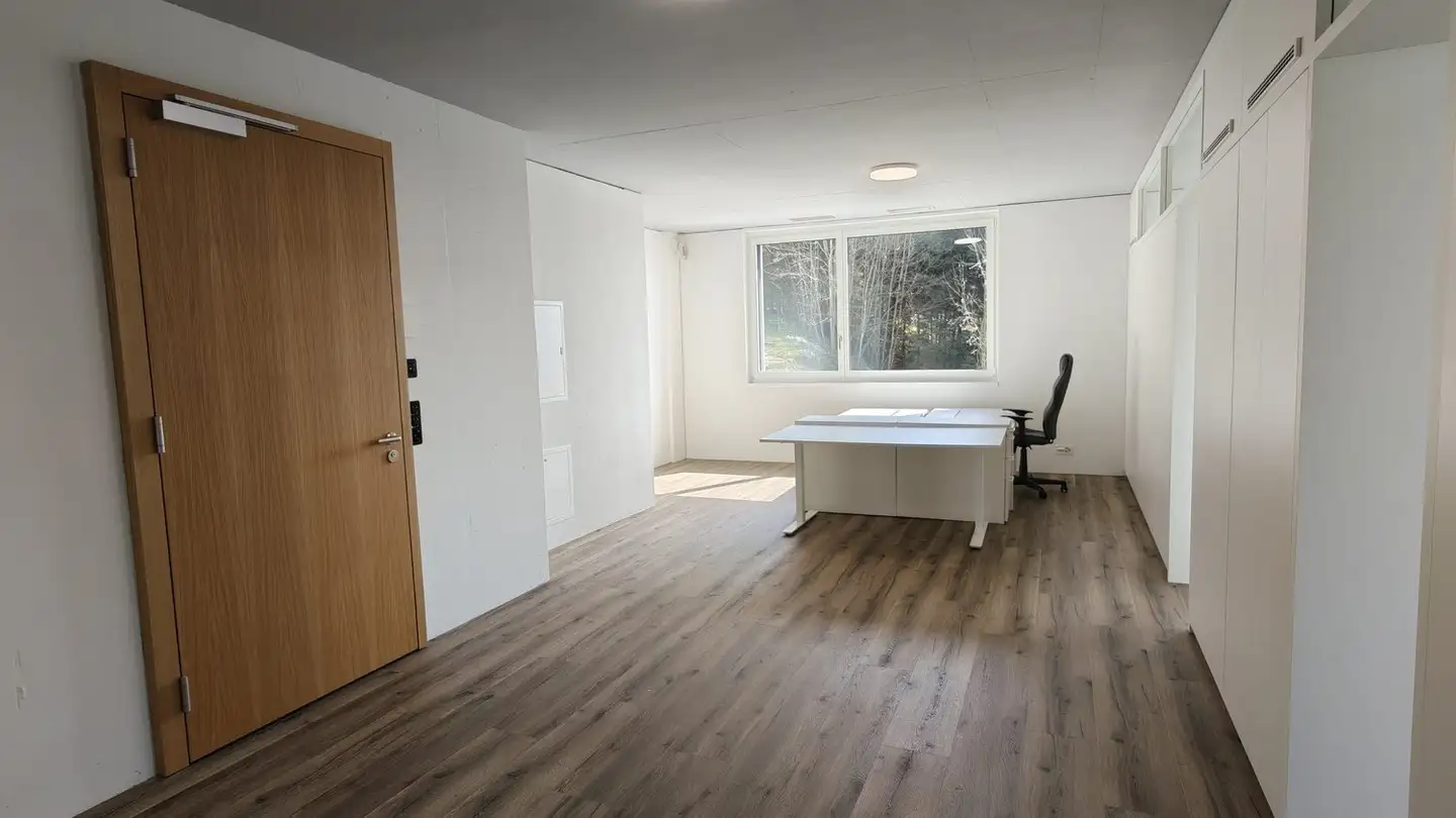 Bürofläche mieten - Edikerstrasse 14, 8635 Dürnten - Foto 2