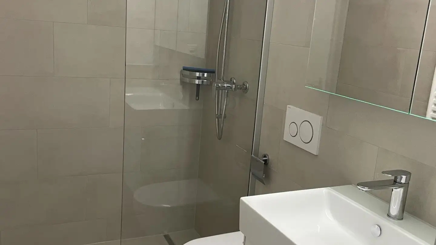 Wohnung mieten - Lanzenmoosstrasse 7, 8716 Schmerikon - Foto 3