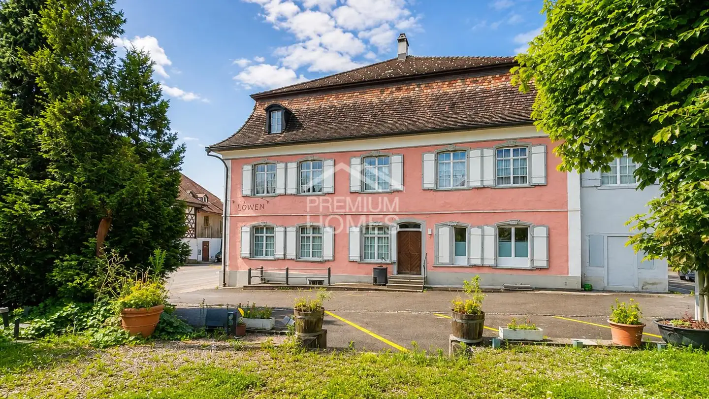Mixed-use building for sale - 8360 Eschlikon TG