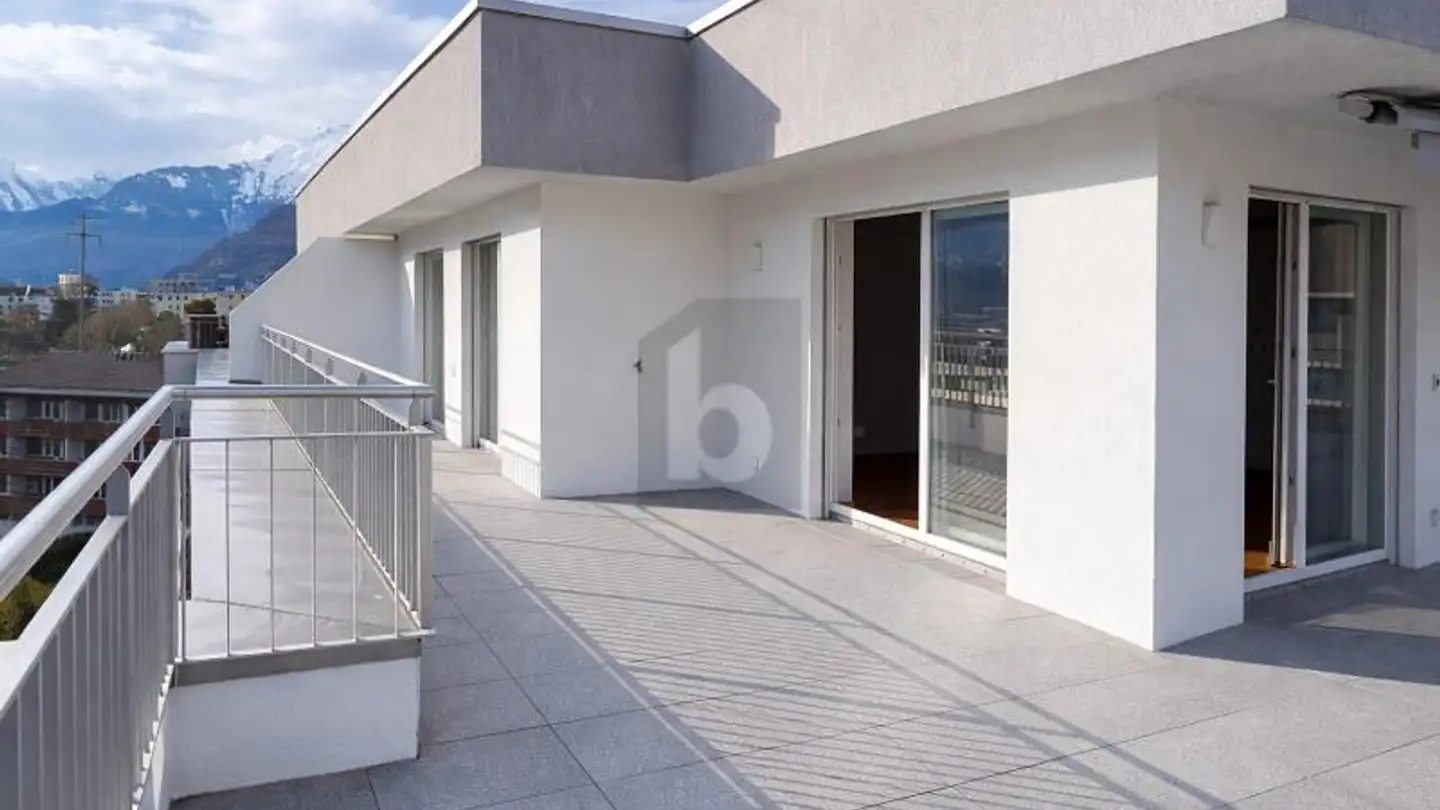 Penthouse for rent - 1950 Sion