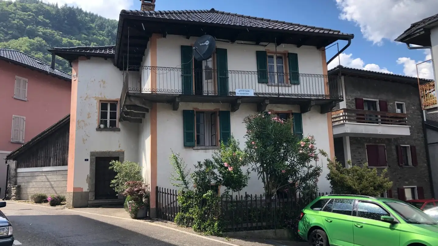 Casa singola in affitto - 6518 Gorduno