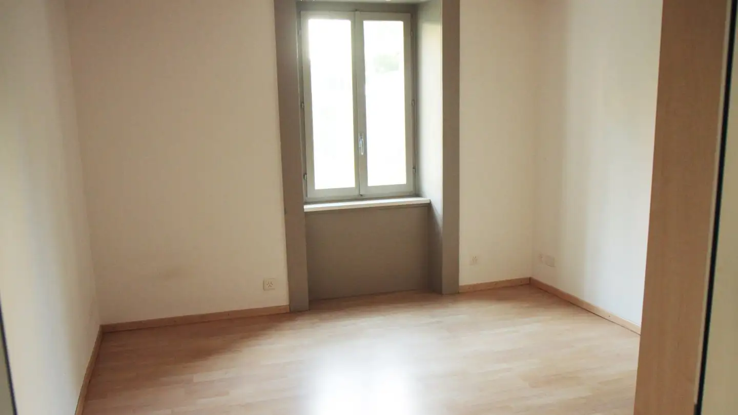 Appartement à louer - Rue Winkelried 35, 2300 La Chaux-de-Fonds - Photo 4
