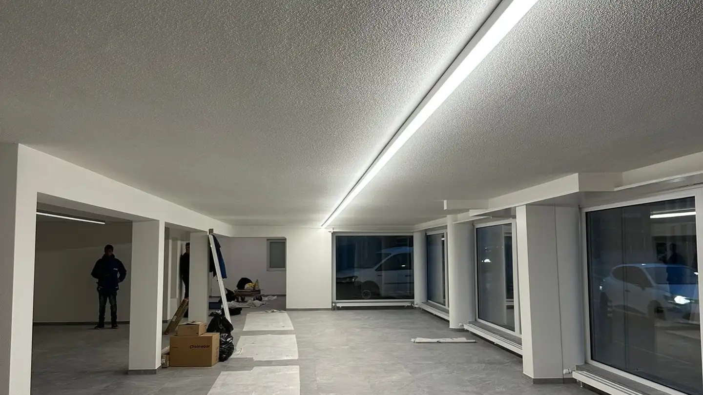 Magasin à louer - Hauptstrasse 196, 2552 Orpund