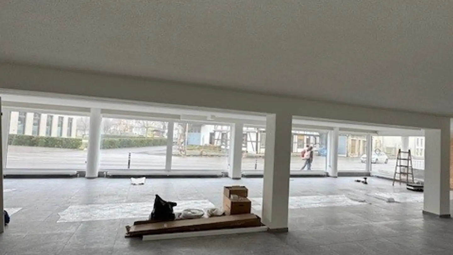 Magasin à louer - Hauptstrasse 196, 2552 Orpund