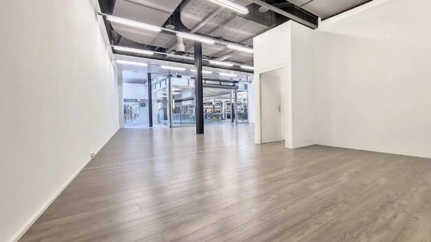 Negozio in affitto - Route Cantonale 4, 1964 Conthey