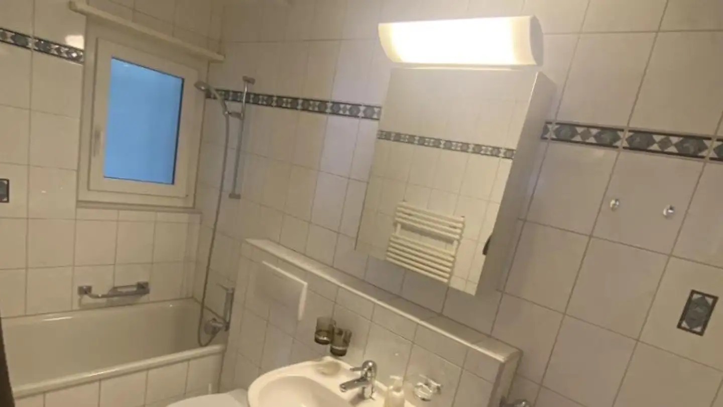 Apartment for rent - St. Martin 14, 7408 Cazis - Photo 3