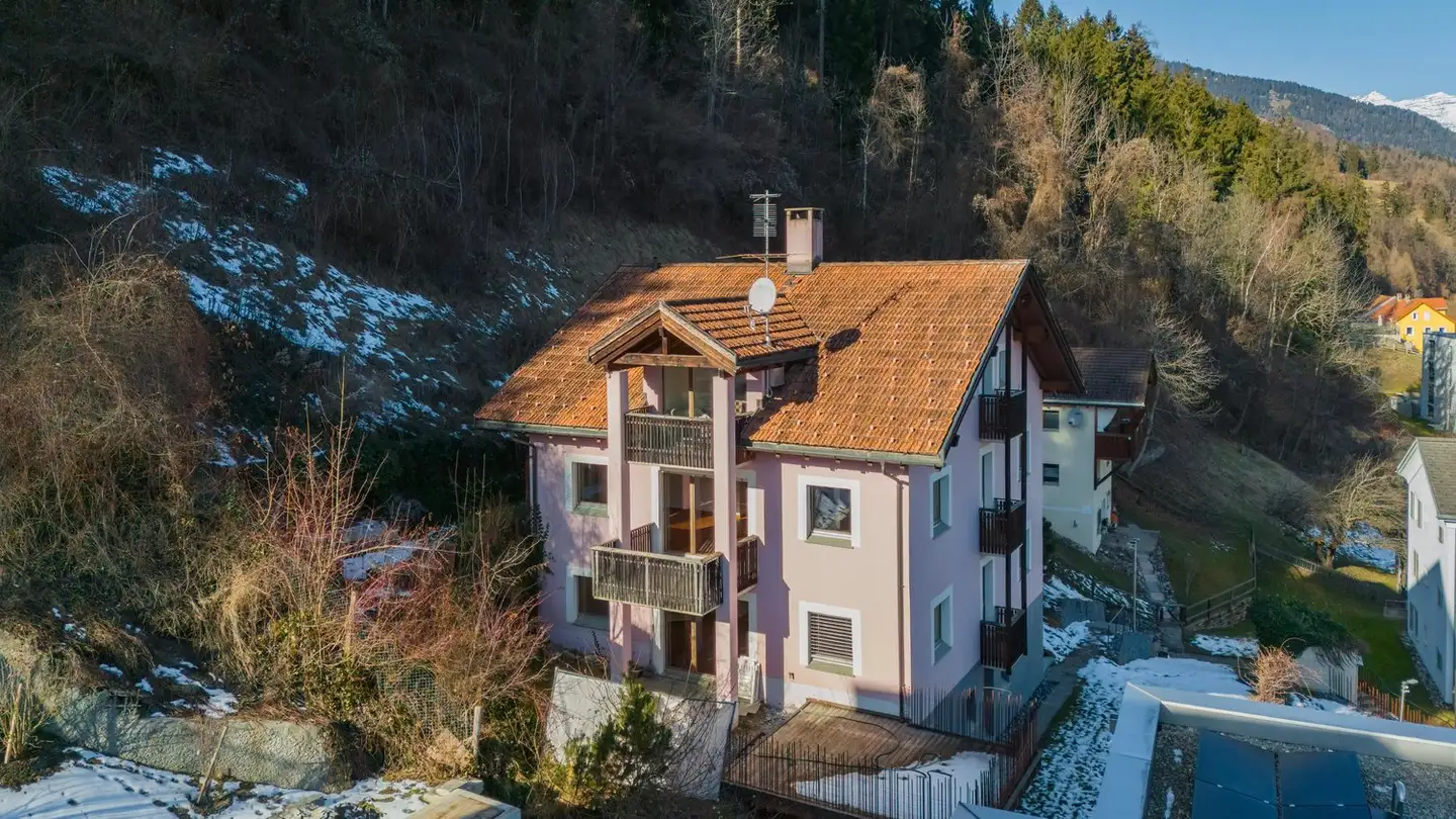 Residential building for sale - 7408 Cazis