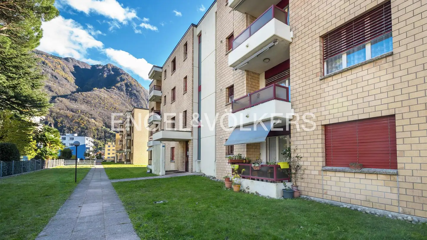 Immeuble résidentiel à vendre - 6500 Bellinzona - Photo 2