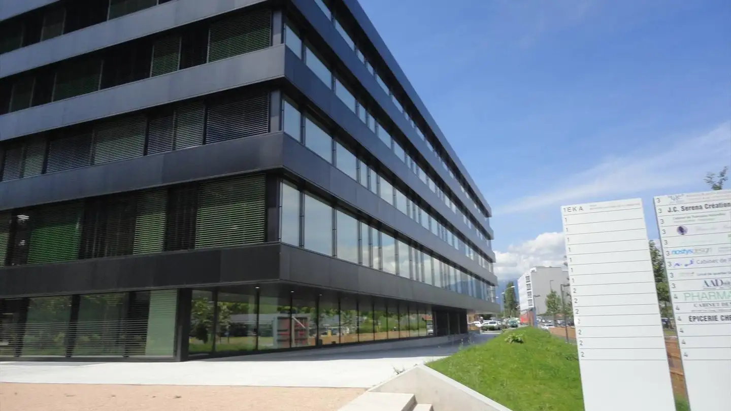 Spazio ufficio in affitto - Chemin Du Château-Bloch 11, 1219 Le Lignon - Photo 4