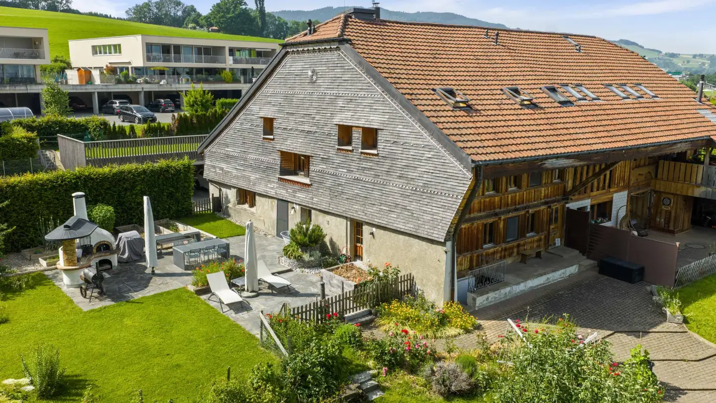 Farm for sale - 1633 Marsens