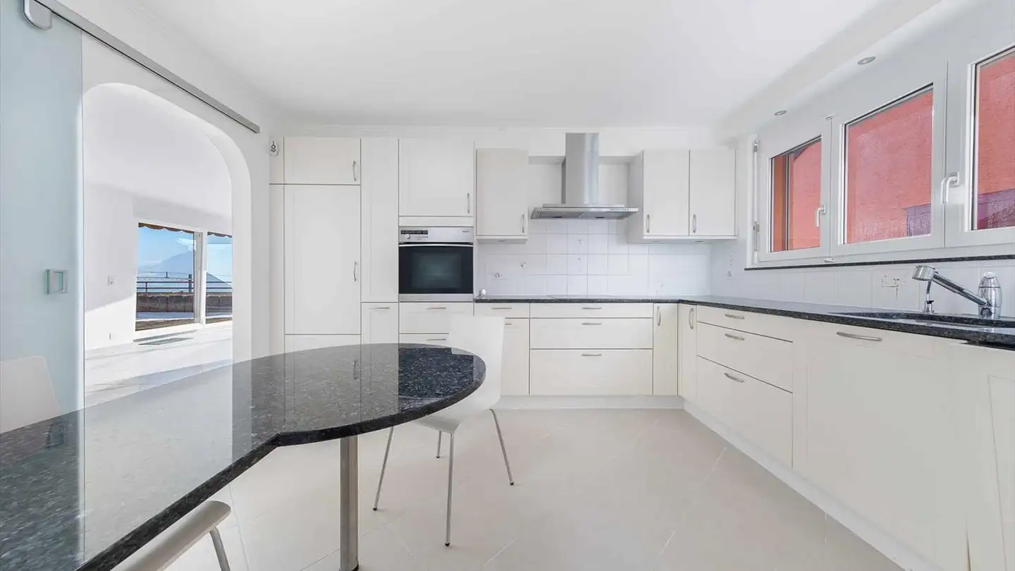 Apartment for sale - 1093 La Conversion - Photo 4