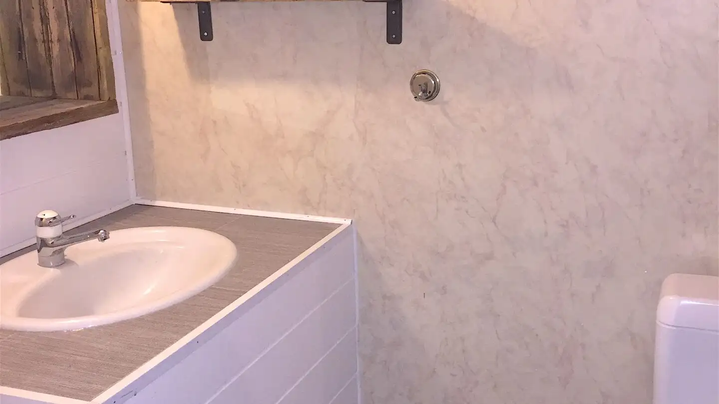 Apartment for rent - Quartier Latin 22, 1907 Saxon - Photo 2