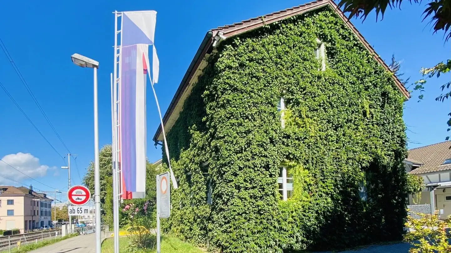 Arztpraxis mieten - Bahnstrasse 5, 8610 Uster - Foto 2