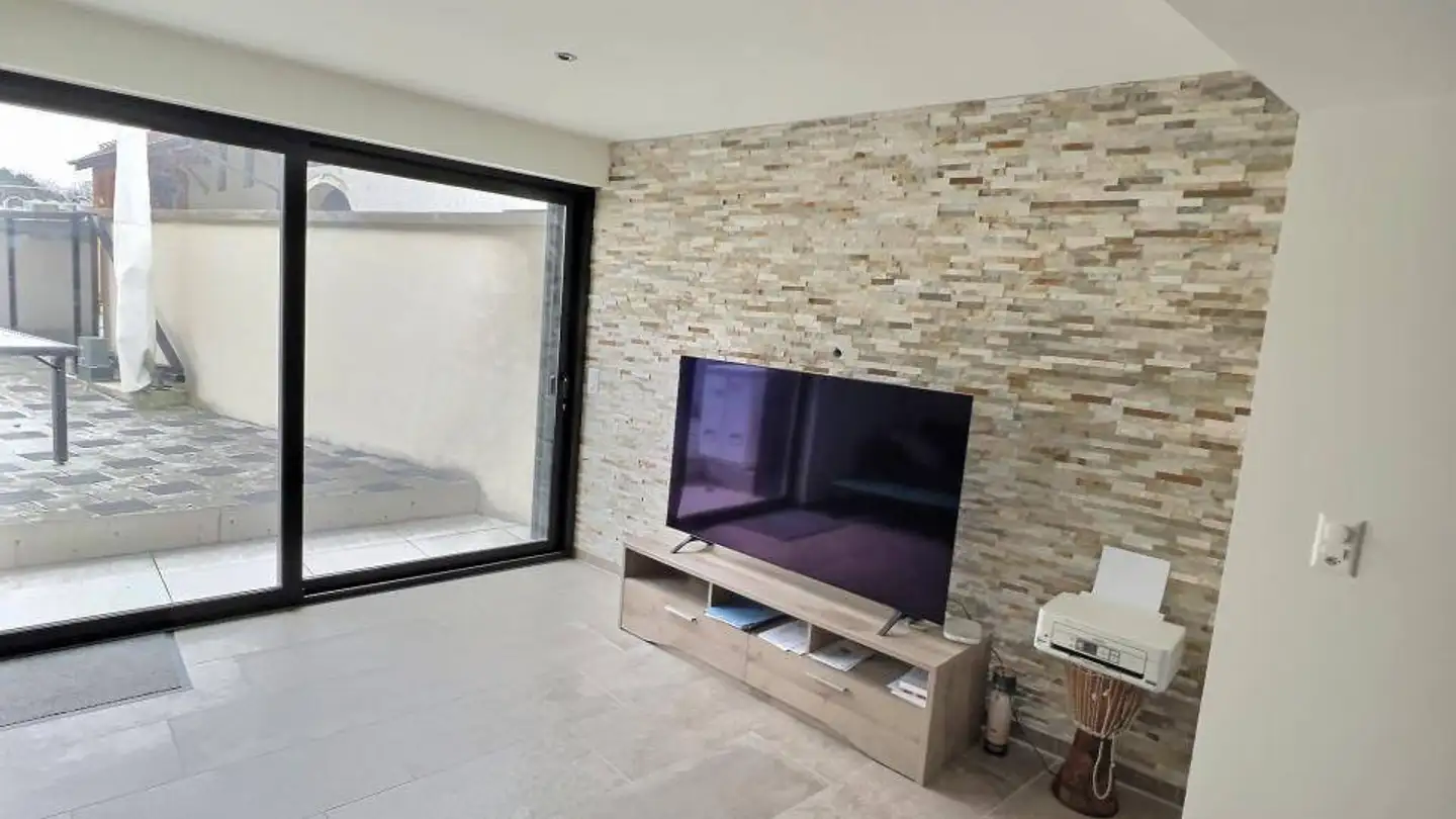Row house for sale - 1355 Sergey - Photo 3