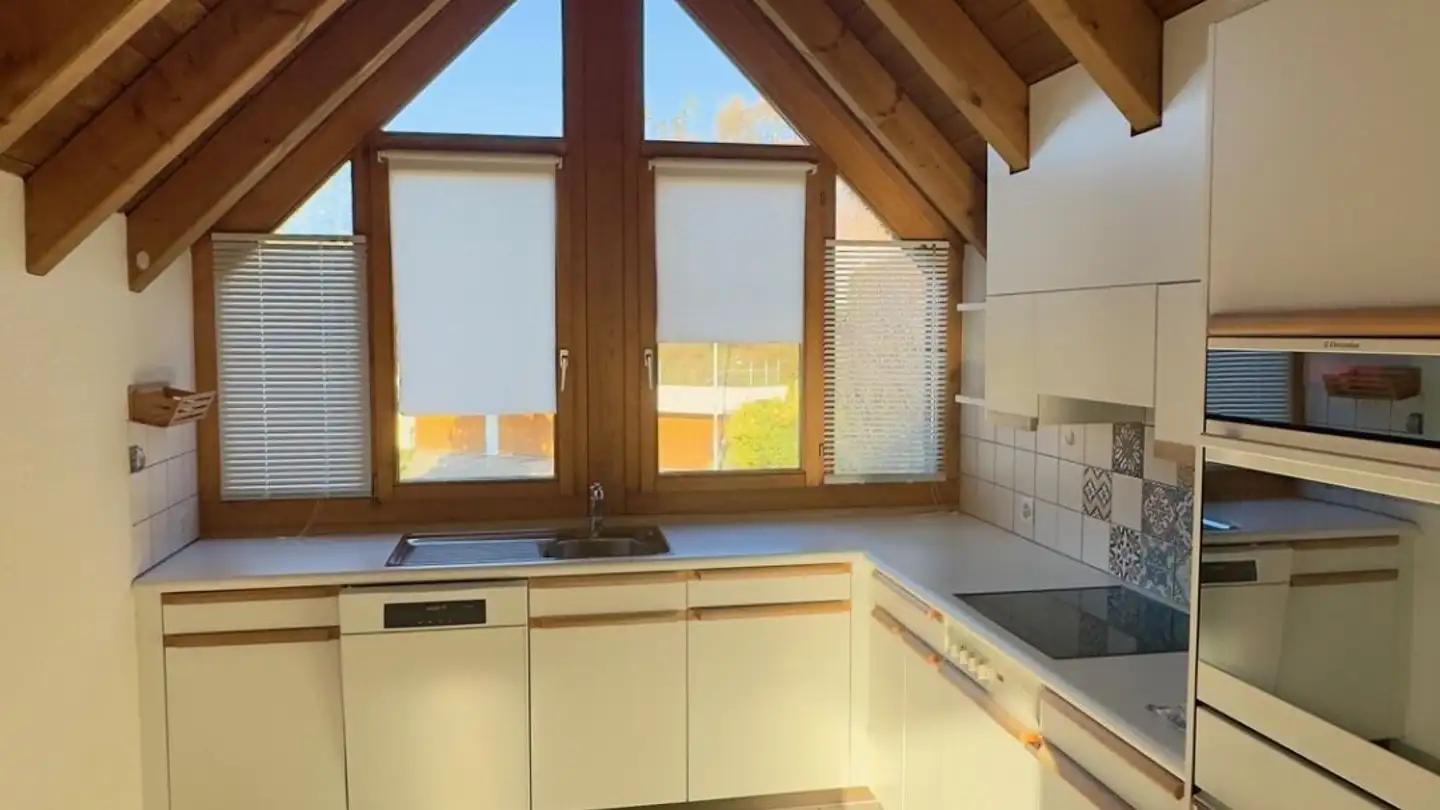 Attic flat for rent - Grubenstrasse, 9500 Wil SG - Photo 2