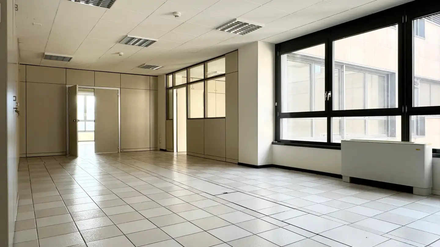 Bürofläche mieten - Via Giuseppe Motta 5, 6828 Balerna - Foto 3