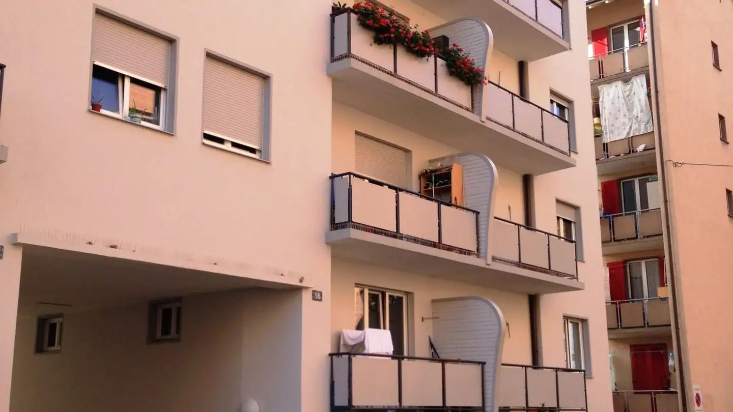 Covered parking space for rent - Giessliweg 56, 4057 Basel