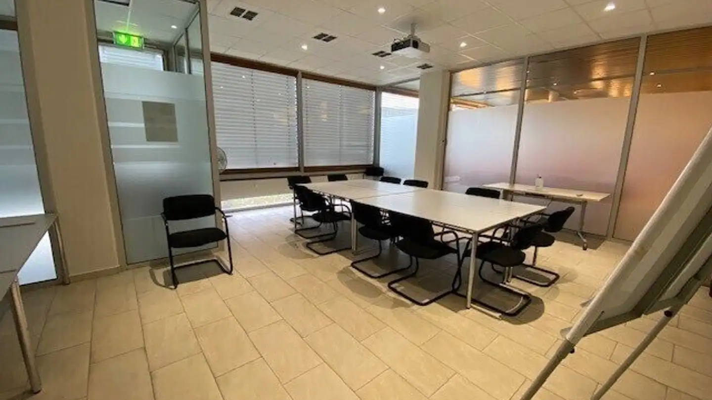 Ristorante in affitto - Avenue De La Rochelle 5, 1008 Prilly - Photo 2