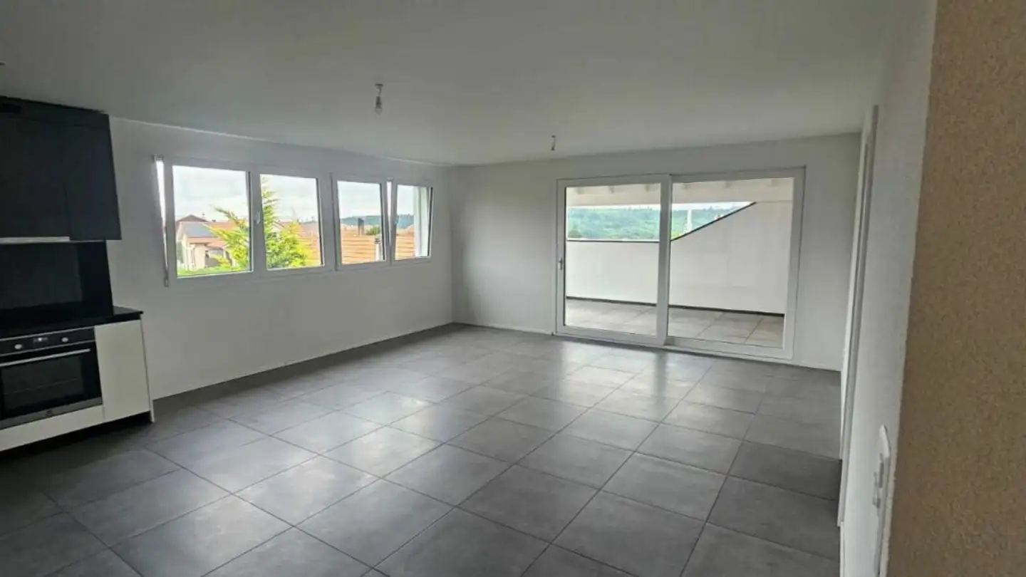 Apartment for rent - Route de l'Eglise 36, 1721 Courtion - Photo 2