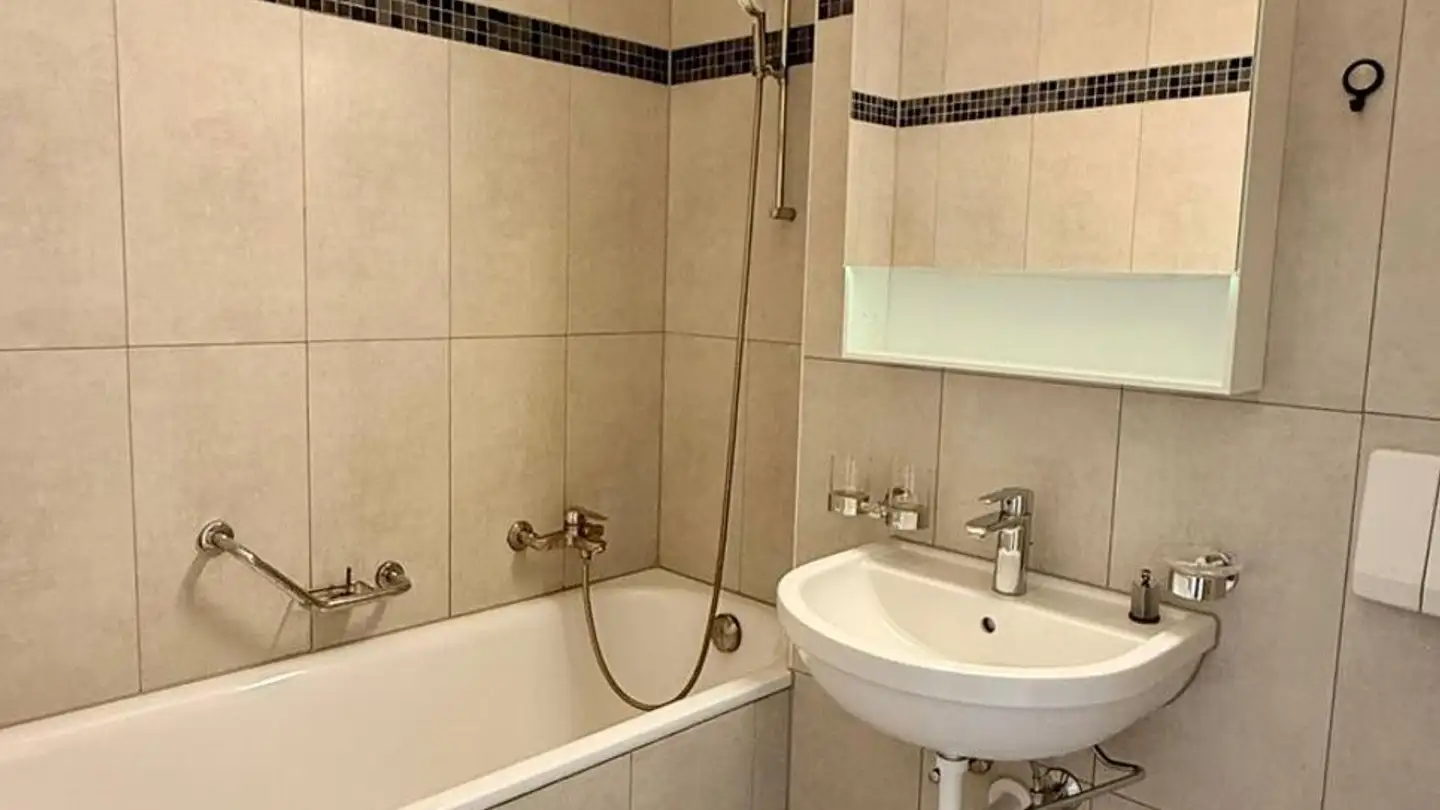 Apartment for rent - Route D'aigle 49, 1880 Bex - Photo 4