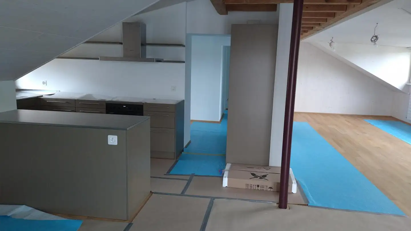 Loft mieten - Bahnhofstrasse 3, 4118 Rodersdorf
