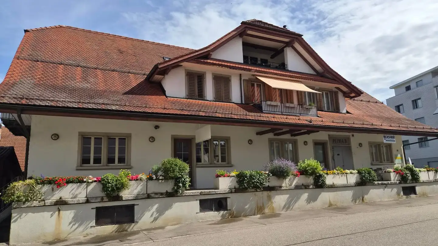 Commercial à louer - Falkenweg 15, 6340 Baar