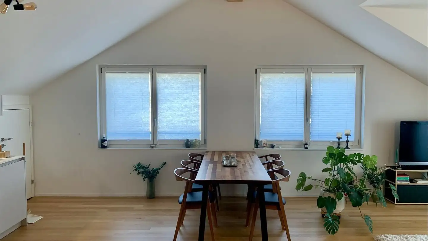 Dachgeschosswohnung mieten - Freihofstrasse, 8703 Erlenbach ZH - Foto 4